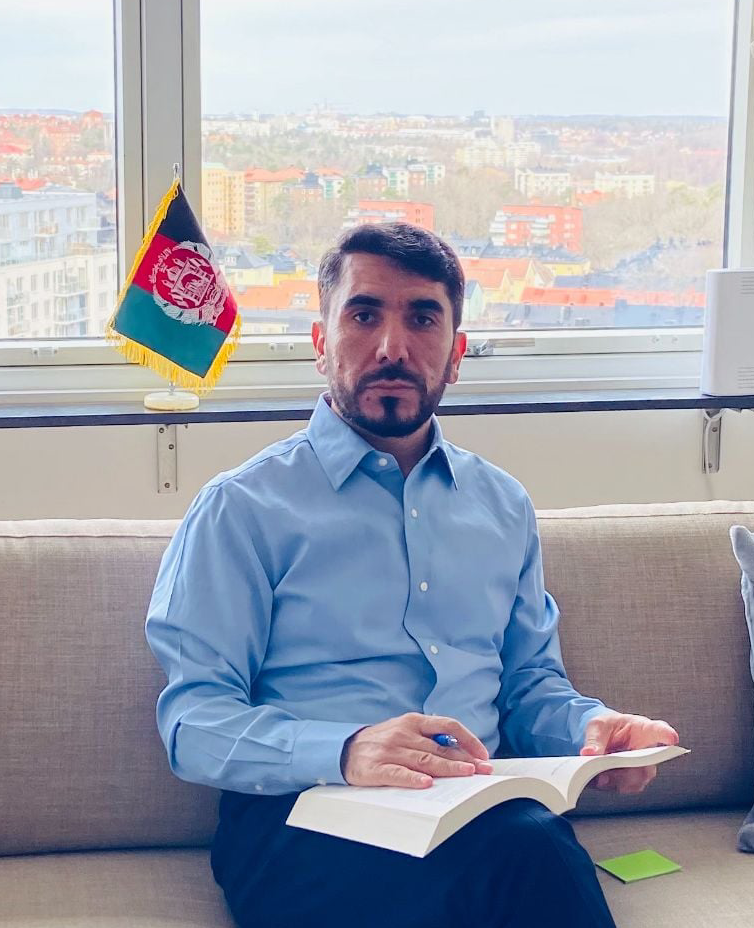 عزت الله ادیب